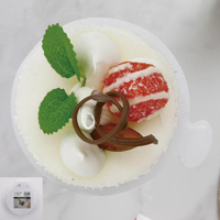 12 WHITE 9CM ROUND CAKE BOARDS