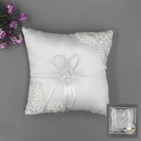 RING CUSHION (15CM X 15CM)