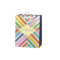 MED COLOURFUL GEOMETRIC GIFT BAG 18X23X10CM